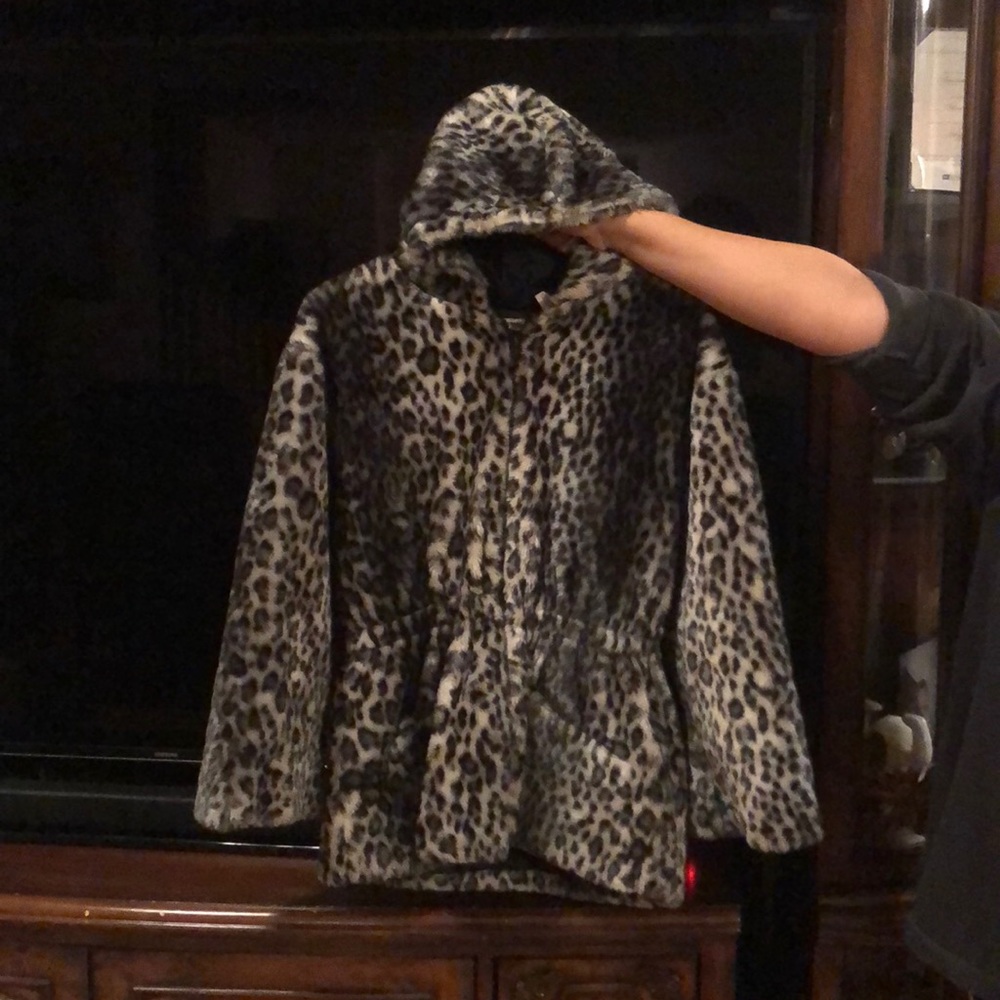 Christie brooks leopard print coat